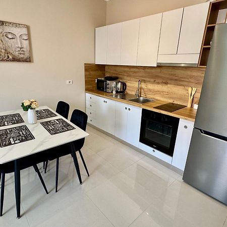 New Bazaar Cozy Apartment 3 Тирана Екстер'єр фото