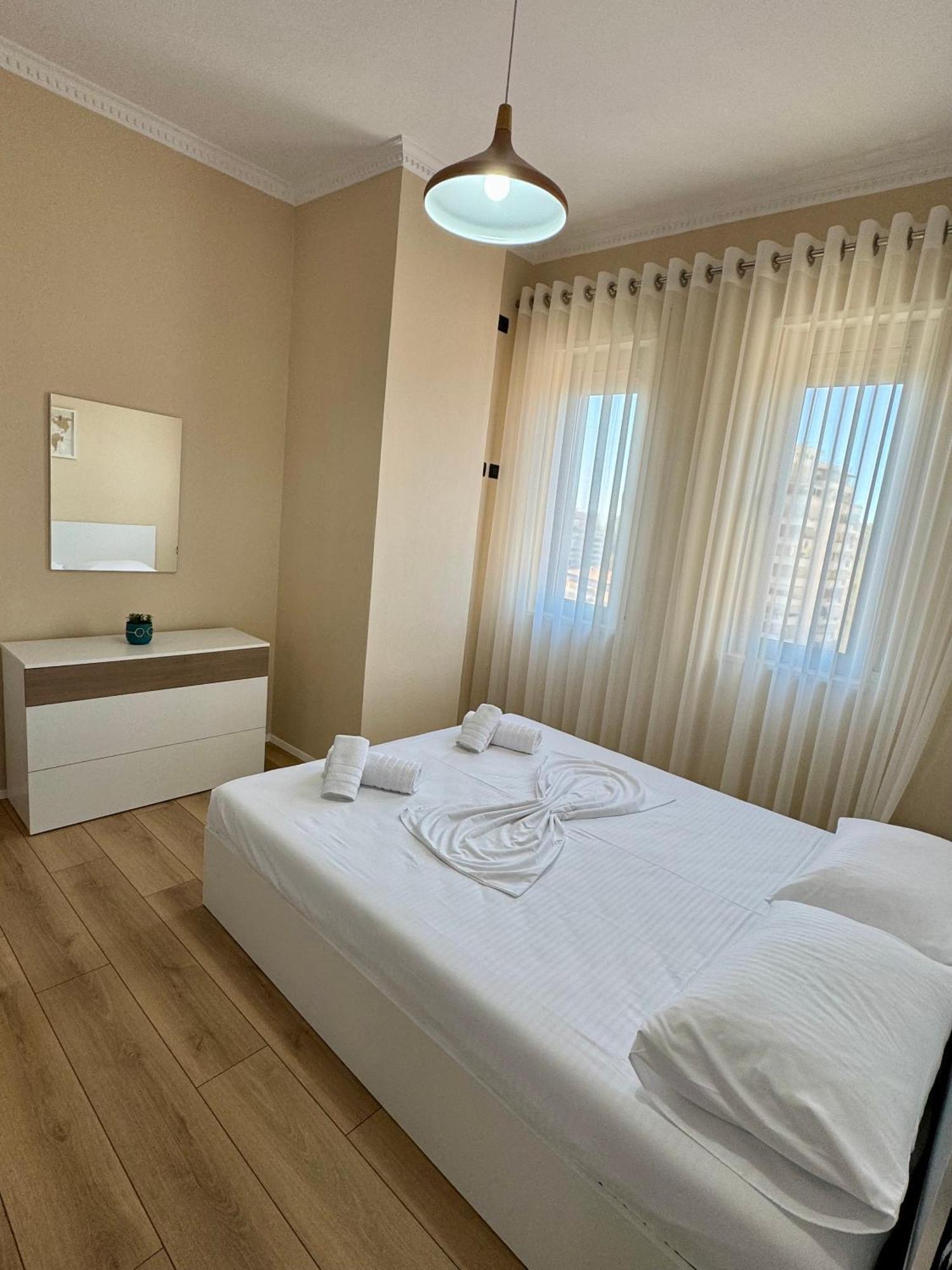 New Bazaar Cozy Apartment 3 Тирана Екстер'єр фото